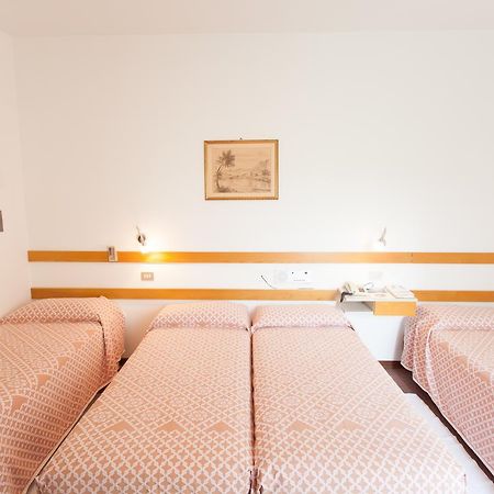 Hotel Rossini Tabiano Terme Ngoại thất bức ảnh