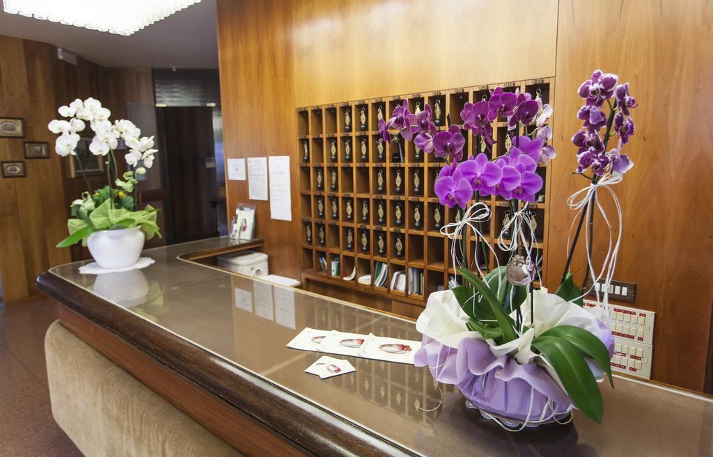 Hotel Rossini Tabiano Terme Ngoại thất bức ảnh