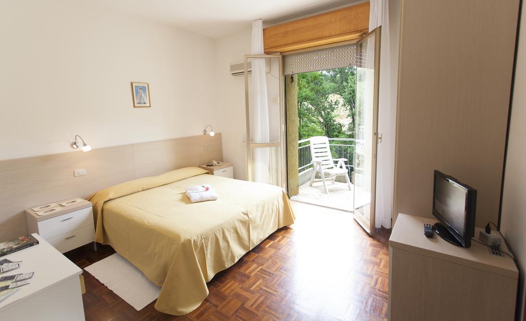 Hotel Rossini Tabiano Terme Ngoại thất bức ảnh