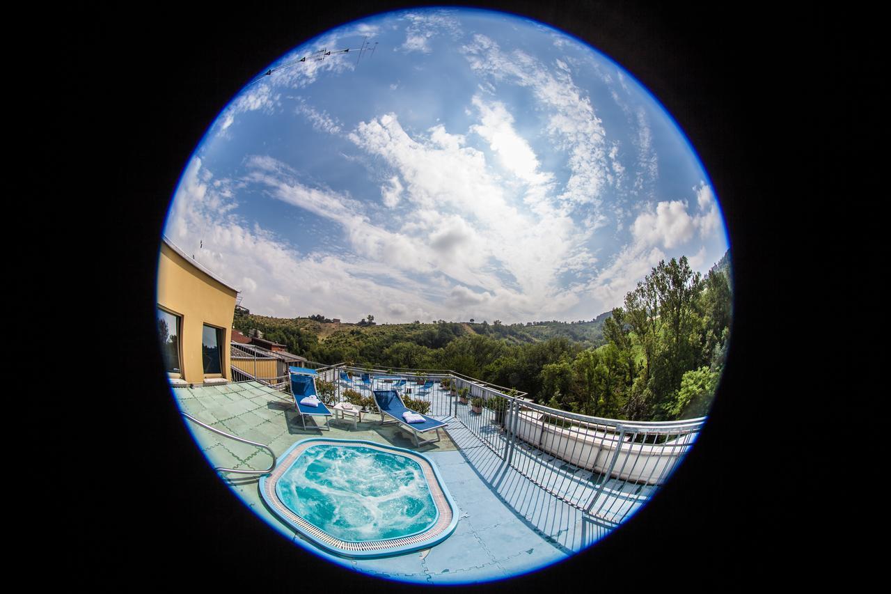 Hotel Rossini Tabiano Terme Ngoại thất bức ảnh