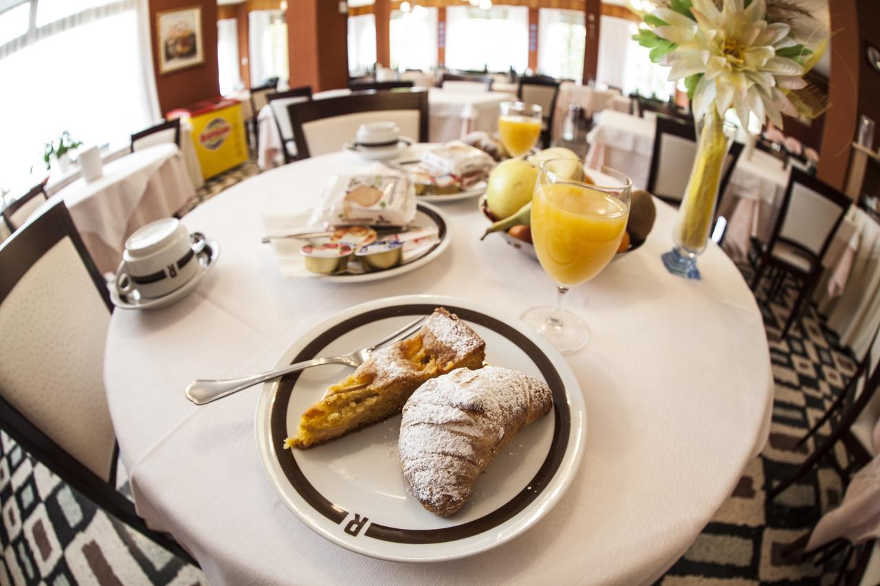 Hotel Rossini Tabiano Terme Ngoại thất bức ảnh