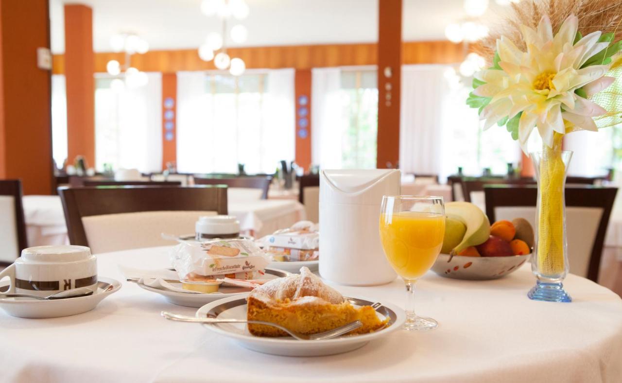 Hotel Rossini Tabiano Terme Ngoại thất bức ảnh